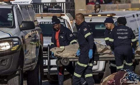 مقتل 10 وإصابة 10 بإطلاق نار في جنوب افريقيا