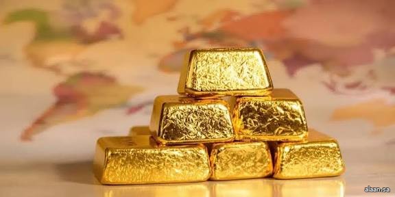 الذهب يقفز إلى مستوى قياسي مرتفع