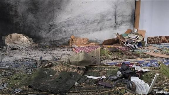 سوريا .. خمسة قتلى جراء انفجار داخل مسجد بحمص