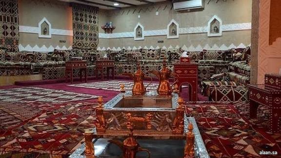 الديوانيات .. مجالس مفتوحة تُجسّد كرم الضيافة وتعزيز التلاحم الاجتماعي