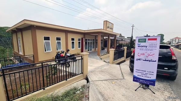 مدير مكتب الندوة العالمية في إندونيسيا يُشيد بالجهود الطبية للمملكة في التخفيف من معاناة المرضى