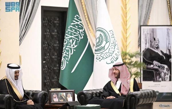 سمو الأمير سعود بن نهار يدشّن مبادرة "أغرسها باسمي وأرعاها" بالطائف