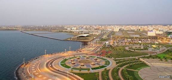 جازان .. توافد عددٍ كبيرٍ من الزوار خلال إجازة منتصف العام الدراسي على الواجهات البحرية والحدائق العامة