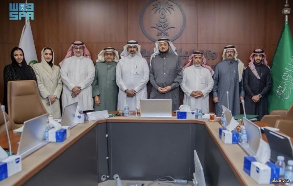 "البيئة" تؤكد أهمية توحيد الجهود الوطنية لتعزيز استدامة البيئة وتحقيق الاقتصاد الأخضر