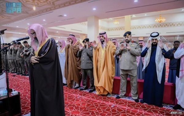 المصلون يؤدون صلاة الاستسقاء في جميع مناطق المملكة