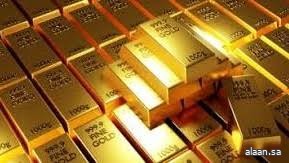 الذهب يتراجع بعد صعود الدولار