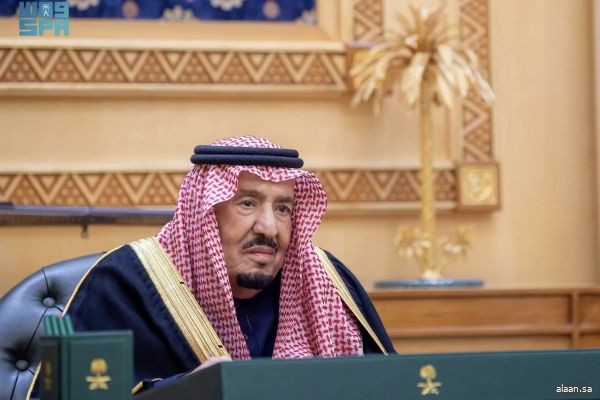 أمام خادم الحرمين الشريفين.. أصحاب السمو والمعالي الذين صدرت الأوامر الملكية بتعيينهم في مناصبهم الجديدة يتشرفون بأداء القسم