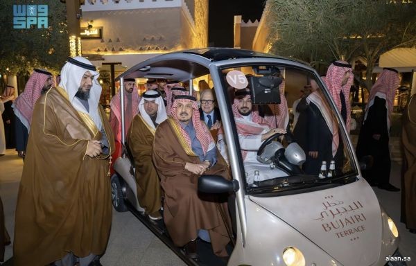 سمو أمير منطقة الرياض يدشّن مقرّ حملة جود الإسكان "الجود منا وفينا"