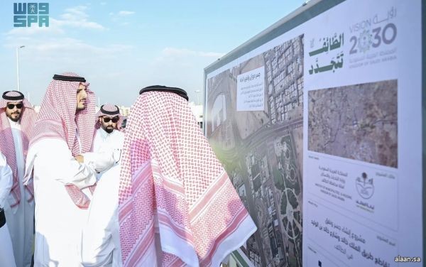 سمو مُحافظ الطائف يقف على مشروع نفق تقاطع طريق الملك خالد مع طريق خالد بن الوليد