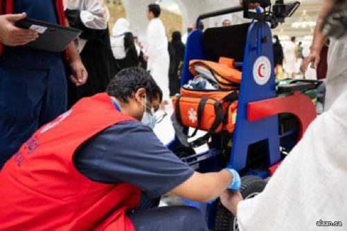 الهلال الأحمر بمكة يعزّز سرعة الوصول للحالات الطارئة بين الحشود