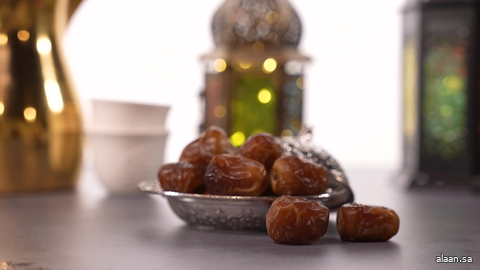 رمضان شهر توثيق الروابط .. صوت الأذان مع دفء العائلة والعادات الأصيلة وروح التكافل