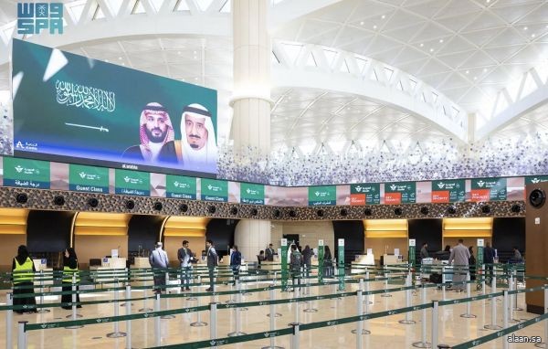 نجاح تنفيذ أكبر عملية مناقلة للصالات في مطار الملك خالد الدولي