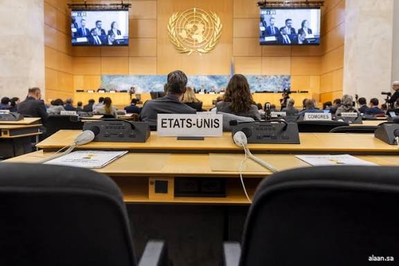 الترويكا الأوروبية تدعو إيران لوقف الهجمات على دول بالشرق الأوسط