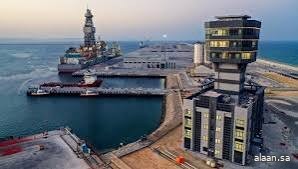 مسيرات تستهدف خزانات الوقود بميناء الدقم بسلطنة عُمان