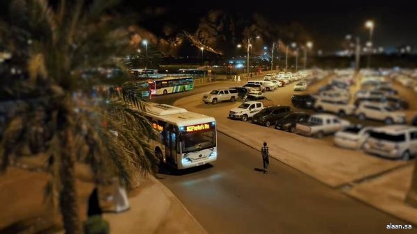 حافلات المدينة تعلن تحويل عدد من مسارات النقل العام إلى النقل الترددي ابتداءً من 26 رمضان