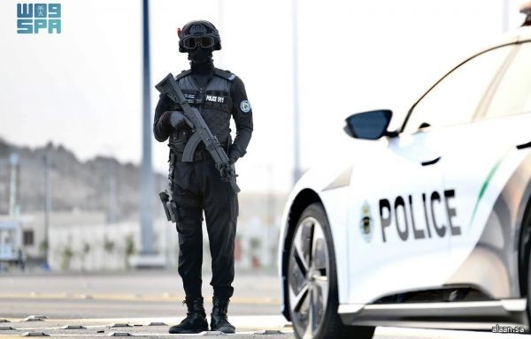 القوات الخاصة لأمن الطرق تعزز جهودها الميدانية في الطرق الرئيسة والمنافذ المؤدية للحرمين الشريفين خلال العشر الأواخر من شهر رمضان