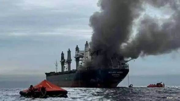 سفينة تايلاندية تعرضت لهجوم في هرمز جنحت قبالة جزيرة قشم الإيرانية