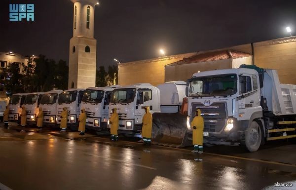 أمانة الرياض ممثلة في بلديات المنطقة ترفع الجاهزية للتعامل مع الحالة المطرية في مختلف المحافظات