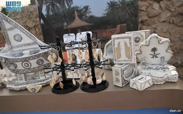 "ليالي الحريد (22)" بفرسان.. نافذة تسويقية للأسر المنتجة تُعزّز الاستدامة والابتكار