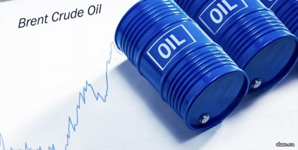 محللون يتوقعون عجزًا في إمدادات النفط العام الجاري بسبب حرب إيران