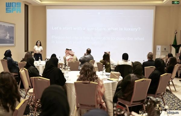 للمرة الأولى .. معهد مارانجوني ينقل الحوار العالمي حول تعليم الأزياء إلى جدة