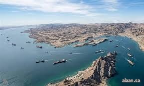 مسؤول أمريكي لأكسيوس : إيران زرعت المزيد من الألغام في مضيق هرمز