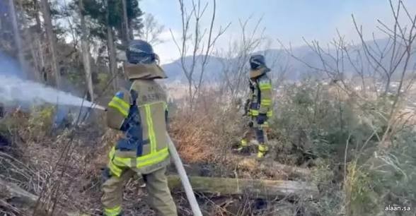 اليابان.. فِرق الإطفاء تكافح حريقي غابات خرجا عن السيطرة وإجلاء أكثر من 3 آلاف شخص