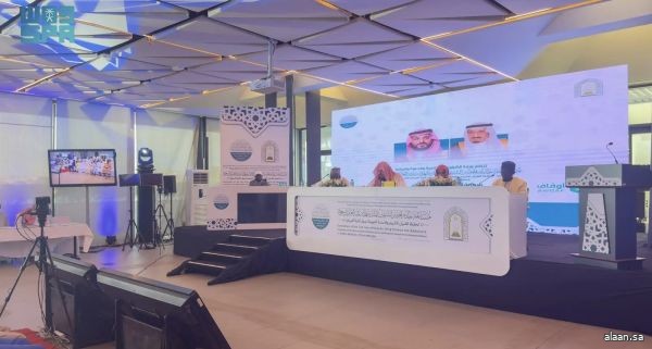 لجنة تحكيم مسابقة خادم الحرمين الشريفين للقرآن والسنة في داكار تُكمل الاستماع لـ (100) متسابق في يومها الثاني