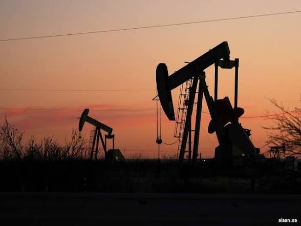 النفط يواص الارتفاع مع عدم وجود مؤشرات على إنهاء أزمة حرب إيران