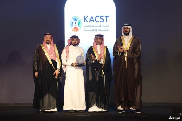 بمشاركة أكثر من 100 شركة ناشئة وبالشراكة مع كاكست .. منتدى ستارت سمارت للاستثمار 2026 يربط رواد الأعمال بالمستثمرين