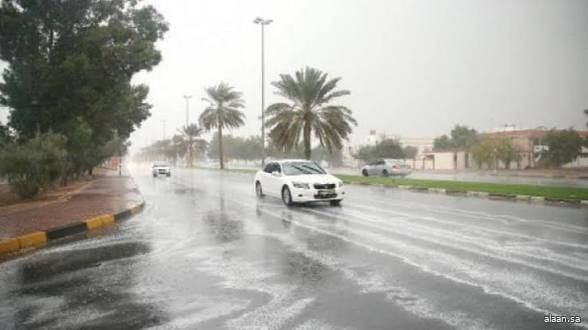 طقس اليوم .. أمطار رعدية ورياح نشطة على أجزاء من عدّة مناطق