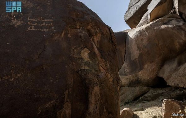 نقوش نجران الإسلامية.. مسارات القوافل القديمة وبدايات الخط السعودي