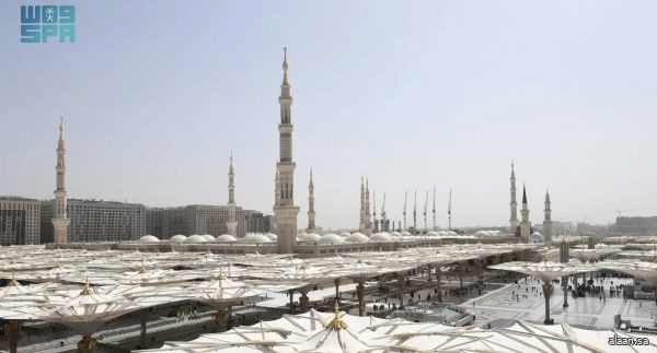 مآذن المسجد النبوي.. شواهد معمارية تصدح بنداء الأذان