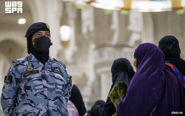 السعوديات في الحج.. كفاءات وطنية تدير المشهد الميداني وتُثري خدمة ضيوف الرحمن