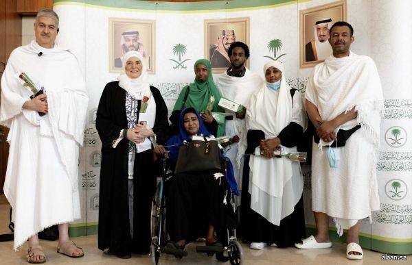 ضيوف خادم الحرمين الشريفين للحج من أمريكا: خدمات المملكة في الحج تعكس عناية استثنائية بضيوف الرحمن