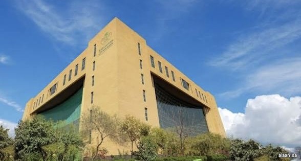 البلديات والإسكان تتابع جاهزية مشاريع البنية التحتية في المشاعر المقدسة
