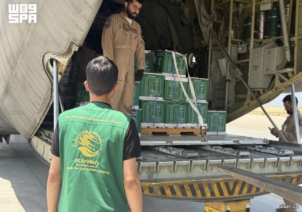 وصول الطائرة الإغاثية السعودية الـ84 لإغاثة الشعب الفلسطيني في قطاع غزة التي يسيّرها مركز الملك سلمان للإغاثة