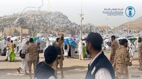 المركز الوطني للأرصاد يرصد ميدانيًا أجواء عرفات لقياس أثر مشاريع خفض الحرارة
