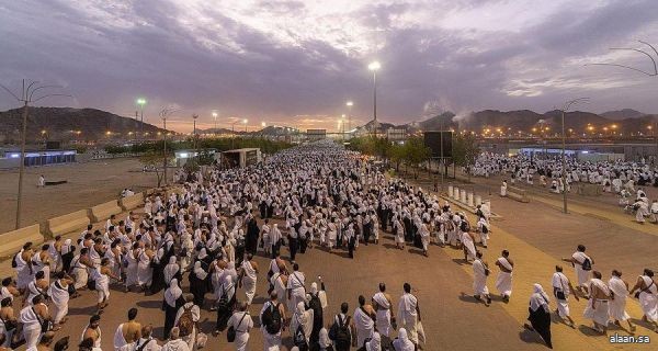 مشعر مزدلفة.. يزدلف إليه الحجاج بقلوب خاشعة وذكرٍ متصل