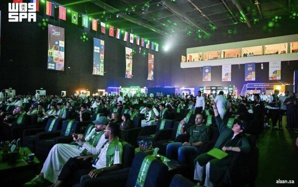 جدة .. جماهير الأخضر تملأ مسرح أرينا لمتابعة الظهور الأول بكأس العالم