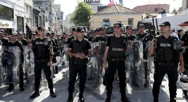 تركيا: اعتقال 209 أشخاص في عمليات أمنية لمكافحة الإرهاب