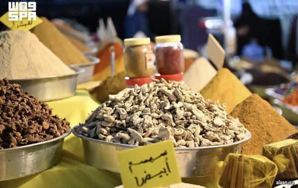 غرفة نجران تطلق فعاليات مهرجان "صيف نجران يجمعنا" للتسوّق والترفيه