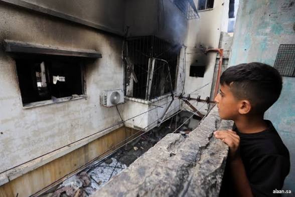 غارة إسرائيلية تودي بحياة أسرة مكوّنة من 6 أفراد في قطاع غزة