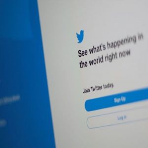 منصة تويتر تعلن رقابة مشددة على التغريدات المرتبطة بالدين والتي تحض على الكراهية