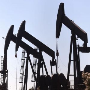 ارتفاع أسعار النفط بعد مؤشرات لانتعاش الطلب في الصين