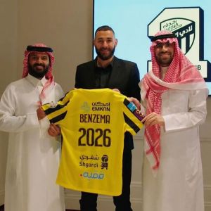 نادي الاتحاد يعلن انضمام اللاعب الدولي الفرنسي كريم بنزيما إلى صفوف الفريق الكروي الأول