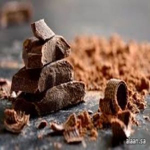 قطعة صغيرة من الشوكولا الداكنة قد تكون كافية لمنحك بشرة صحية ومشرقة