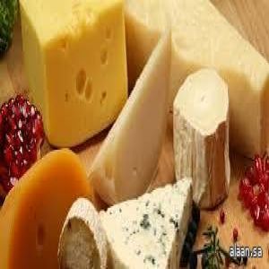 تناول الجبن قبل النوم قد يُسبب الكوابيس